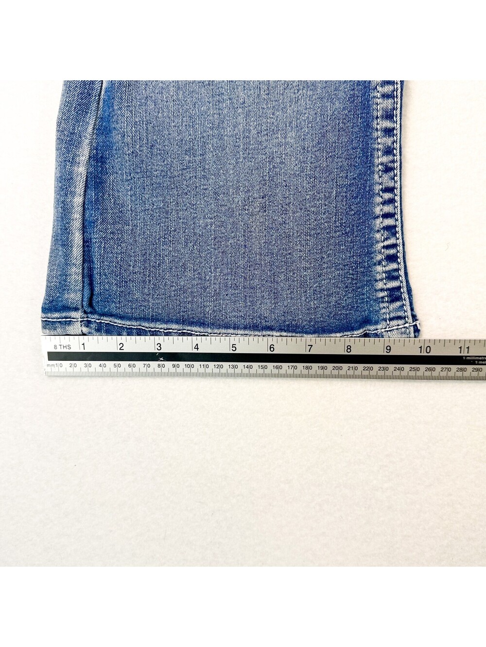 Y Jeans Los Angeles Embellished Bootcut Jeans Women’s 9/10 - Picture 15 of 15